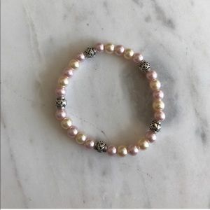 Pink/cream faux pearl bracelet w/ silver accents